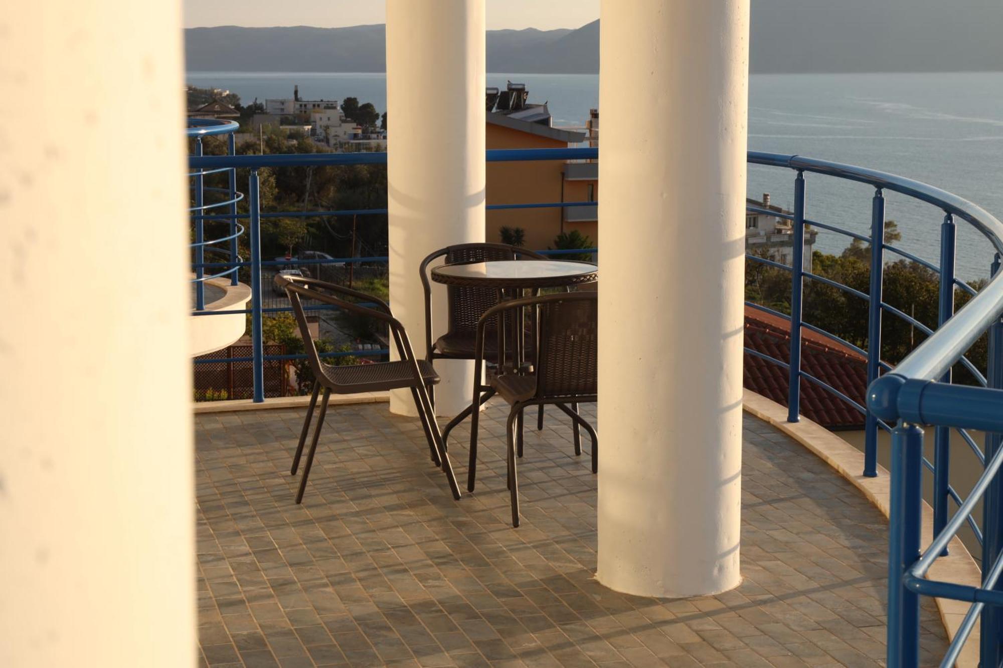 Jico Travel - Villa Colombo Vlore Bilik gambar